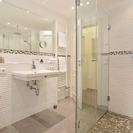 Landhaus Berthin Bleeg Buhne 4 Apartment *
