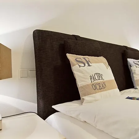 Apartment Landhaus Berthin Bleeg Buhne 4 Wenningstedt-Braderup